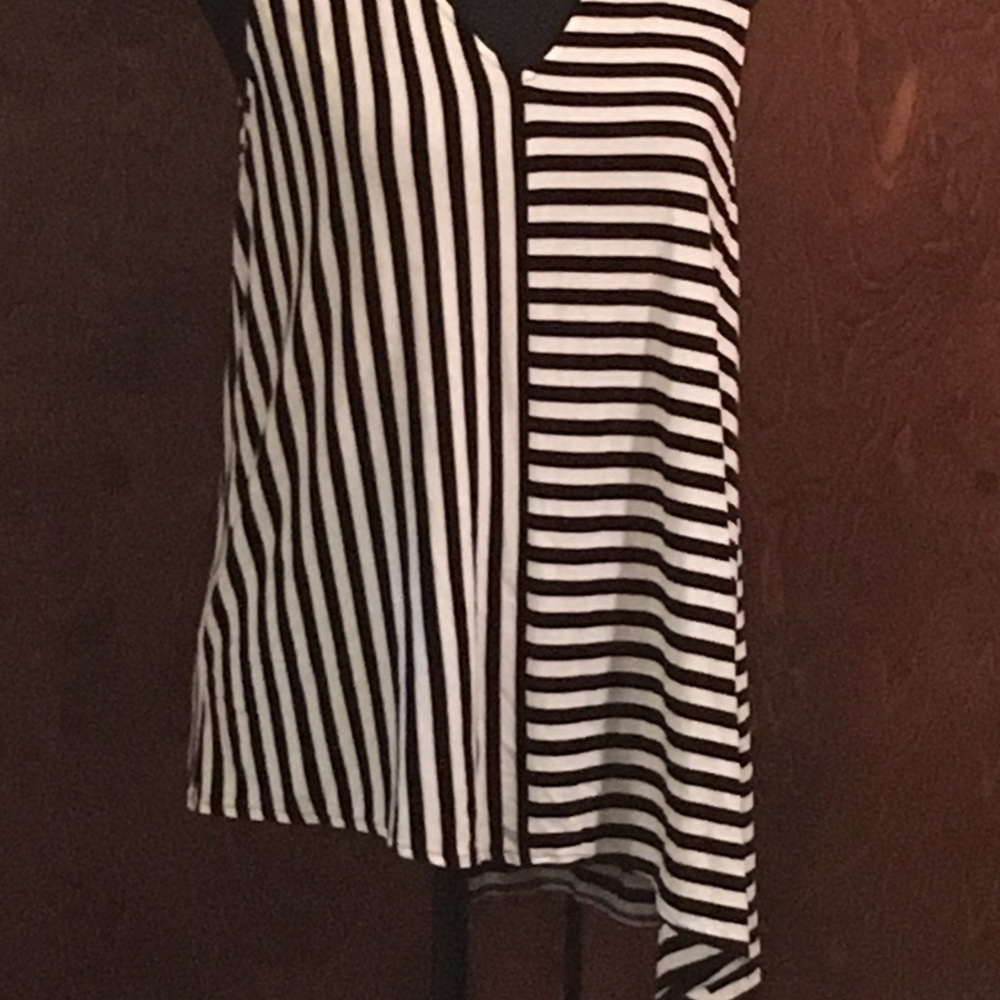 Vince Camuto Striped Top - Picture 2 of 7